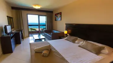 Blue Waves Resort