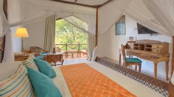 Bluebay Beach Resort & Spa *****