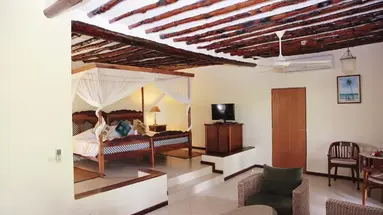 Bluebay Beach Resort & Spa *****