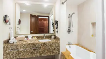 Bluebay Grand Esmeralda