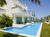 BlueBay Grand Esmeralda