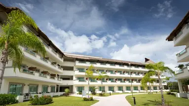 Bluebay Grand Esmeralda