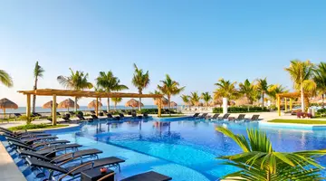Bluebay Grand Esmeralda
