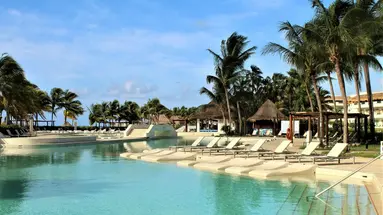 Bluebay Grand Esmeralda