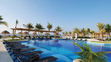 Bluebay Grand Esmeralda