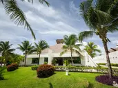 Bluebay Grand Esmeralda