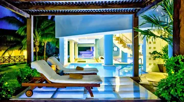 Bluebay Grand Esmeralda