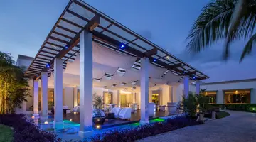 Bluebay Grand Esmeralda