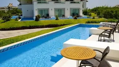 BlueBay Grand Esmeralda