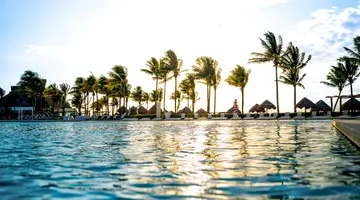 Bluebay Grand Esmeralda