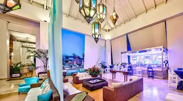 BlueBay Villas Doradas