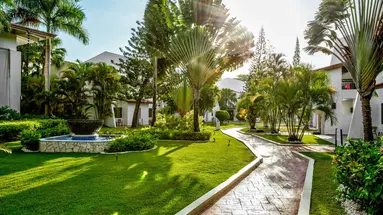 BlueBay Villas Doradas