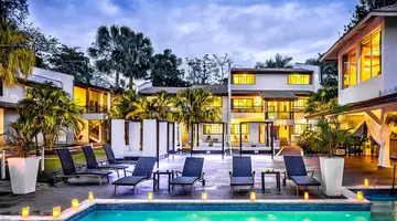 BlueBay Villas Doradas