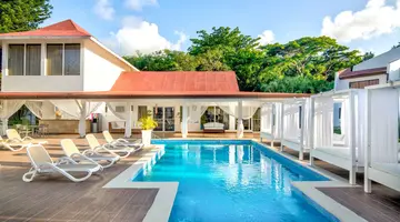 BlueBay Villas Doradas