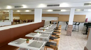 Bluesea Anba Romani