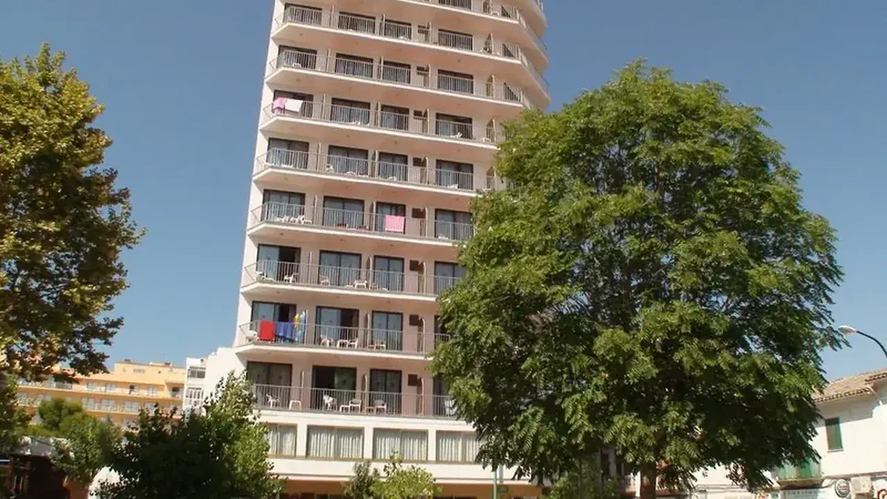 BlueSea Arenal Tower Adults Only