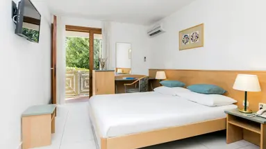 BLUESUN HOLIDAY VILLAGE BONACA