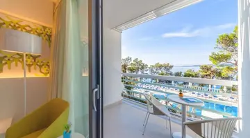 BLUESUN HOTEL BERULIA