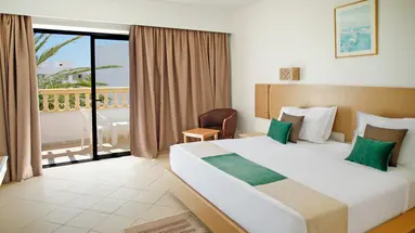 BLUMAR RESORT & SPA