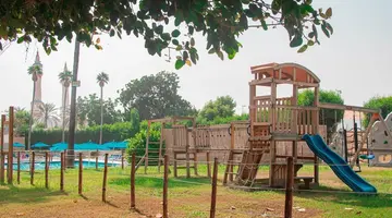 BM Beach Hotel