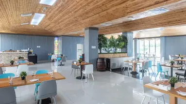 BM Beach Hotel