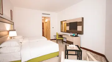 BM BEACH HOTEL