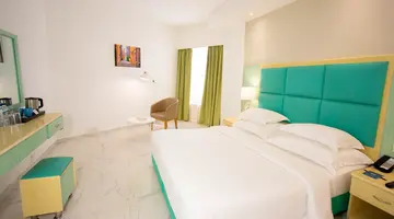 BM BEACH HOTEL