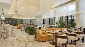 BM BEACH HOTEL