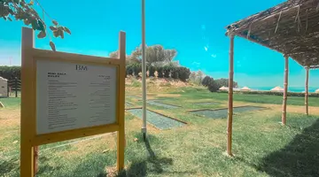 BM BEACH HOTEL