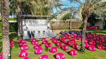 BM Beach Hotel