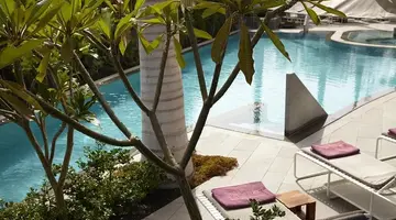 Bohemia Suites and Spa