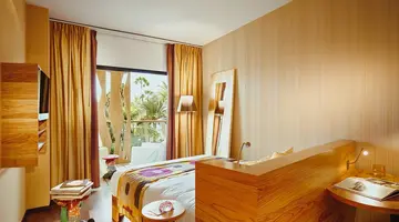 Bohemia Suites and Spa