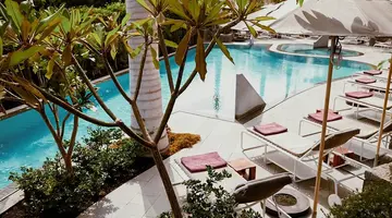 Bohemia Suites and Spa