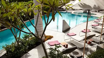 Bohemia Suites and Spa