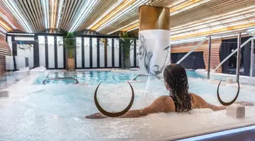BOHEMIA SUITES & SPA (ADULTS ONLY 18+)