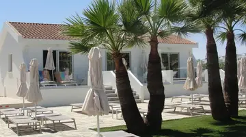 Bohemian Gardens Hotel
