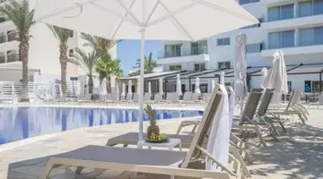 Bohemian Gardens Hotel
