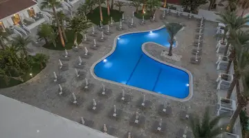 Bohemian Gardens Hotel