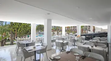 Bohemian Gardens Hotel