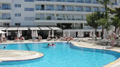 Bohemian Gardens Hotel