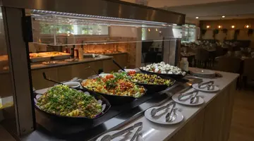 Bohemian Gardens Hotel