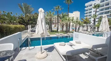 Bohemian Gardens Hotel
