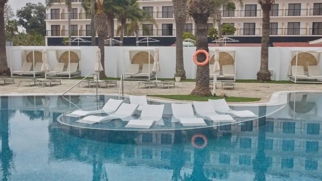 Bohemian Gardens Hotel