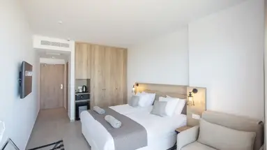 BOHEMIAN GARDENS HOTEL