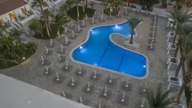 Bohemian Gardens Hotel