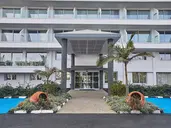 BOHEMIAN GARDENS HOTEL