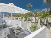 BOHEMIAN GARDENS HOTEL