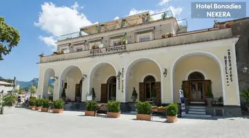 BONADIES HOTEL