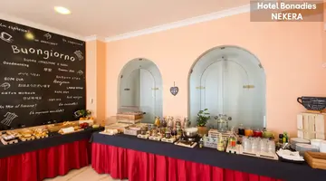 BONADIES HOTEL