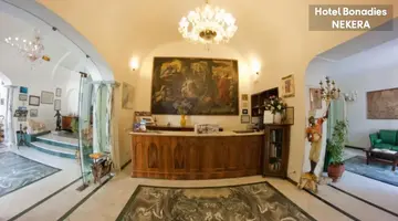 BONADIES HOTEL